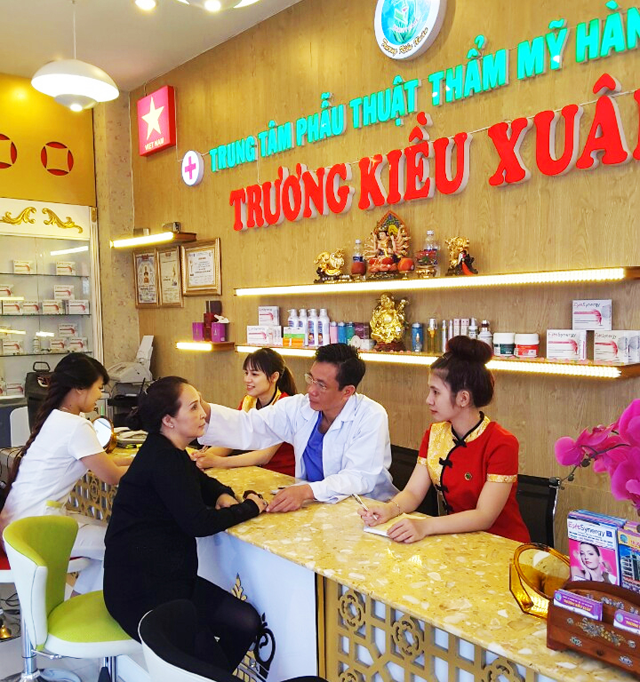 Tại sao nên chọn trung tâm phẫu thuật thẩm mỹ Trương Kiều Xuân để thực hiện ? Tại sao nên chọn trung tâm phẫu thuật thẩm mỹ Trương Kiều Xuân để thực hiện ?